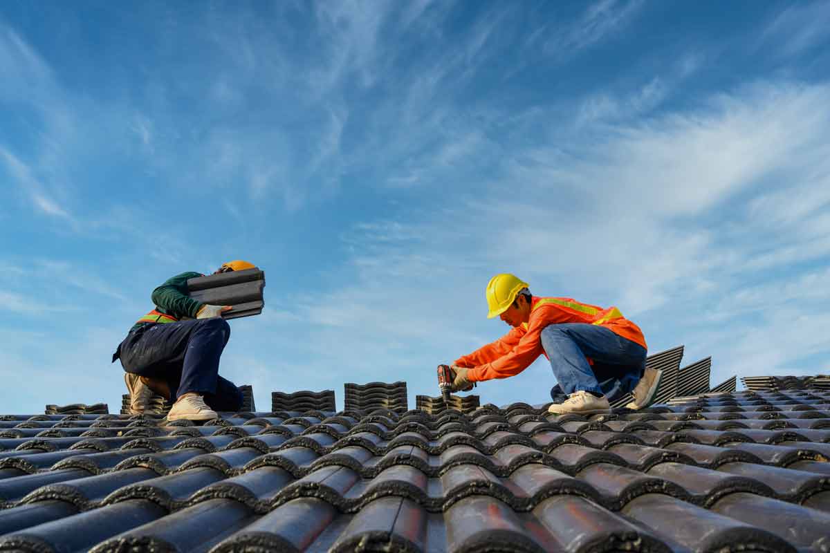 Difference-Between-Temporary-Fixes-and-Permanent-Roof-Repairs